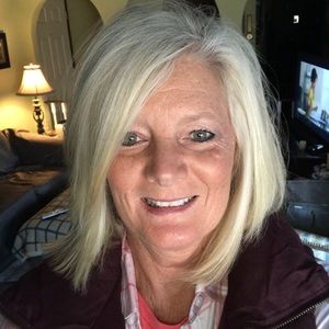 Meet your Posher, Connie